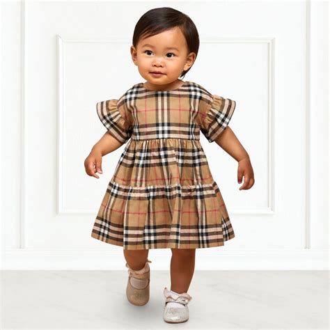 burberry kinder|Burberry baby clothes.